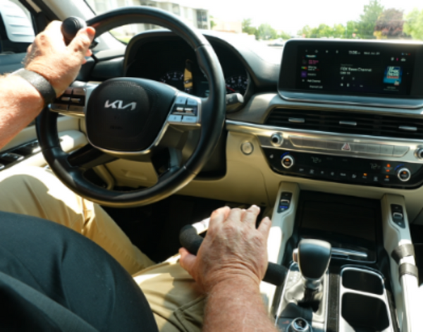 Hand Bracking The Controller® Driver Hand Braking - Vehicle Hand Controls for ...